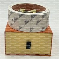 04=Gold Buckle+white Plaid