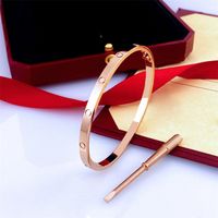 narrow rose gold no diamond